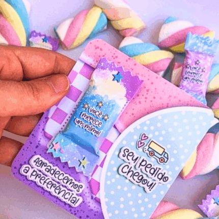 Balinhas Personalizadas com tags (500g Aproximadamente 100 UNIDADES)